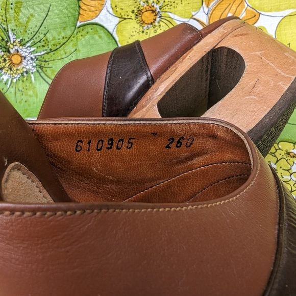 Frederick's of Hollywood vintage 70s wooden platform heels - Picture 5 of 7